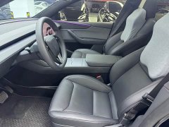 Tesla Model Y Rear-Wheel Drive - ფოტო 4