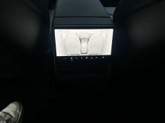 Tesla Model Y Rear-Wheel Drive - ფოტო 9