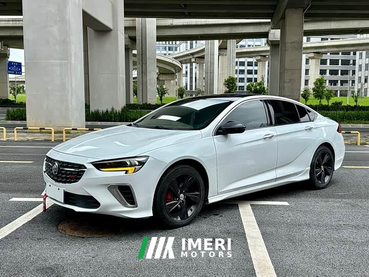 Buick Regal GS 28T Premium