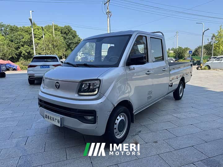 Xianglin M 1.6L - автомобиль из Китая