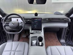 NIO ES8 2020 415KM Six-Seater - ფოტო 16