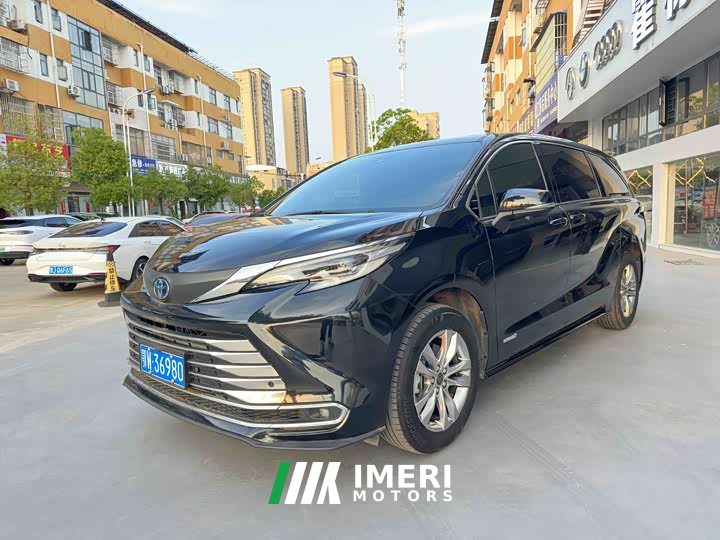 Toyota Sienna 2.5L Hybrid Comfort Edition - ავტომობილი ჩინეთიდან