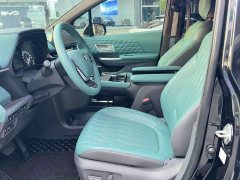 Toyota Sienna 2.5L Hybrid Comfort Edition - ფოტო 10