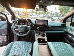 Toyota Sienna 2.5L Hybrid Comfort Edition - ფოტო 7