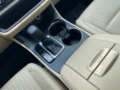 Toyota Highlander 2.0T FWD Elite 5-Seater - ფოტო 17