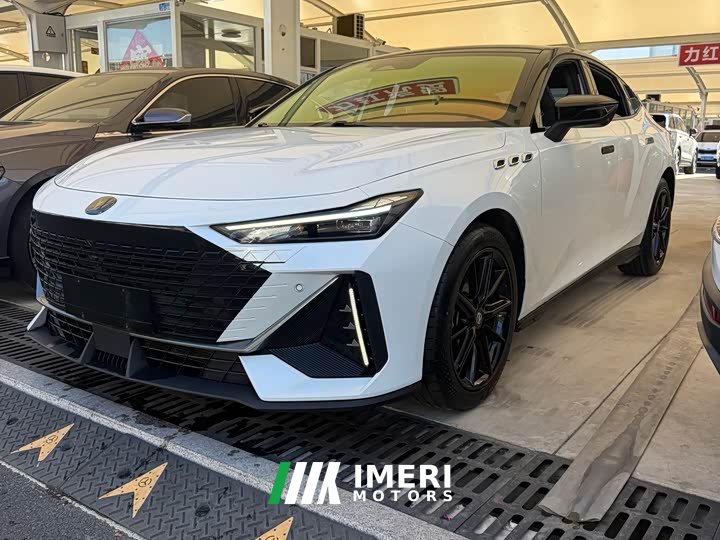 Changan UNI-V 2023 1.5T Premium - ავტომობილი ჩინეთიდან