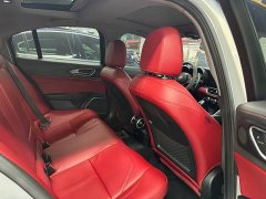 Alfa Romeo Giulia 2.0T 280HP Edition - ფოტო 8