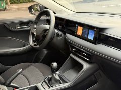 SAIC MG i5 2023 1.5L Manual Comfort Edition - ფოტო 16