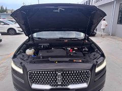 Lincoln Explorer 2.0T AWD Premium - ფოტო 17