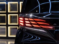 Toyota Alphard 2025 Hybrid 2.5L Premium Gold Edition - ფოტო 13
