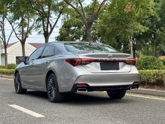 Toyota Avalon 2.0L XLE Premium Edition - ფოტო 8