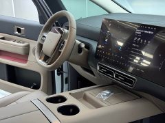 Li Auto MEGA Ultra Smart Refresh Edition - ფოტო 19