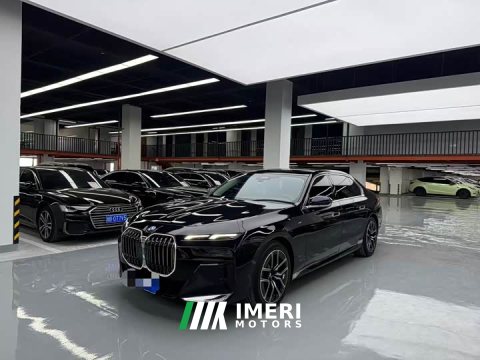 2023 BMW 7 Series 735Li M Sport Package - ავტომობილი ჩინეთიდან