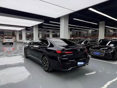 BMW 7 Series 735Li M Sport Package - ფოტო 18