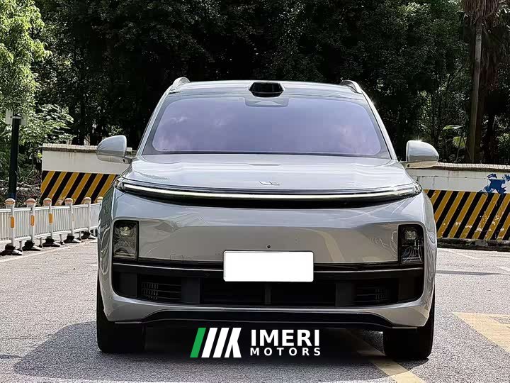 Li Auto L8 Max - ავტომობილი ჩინეთიდან
