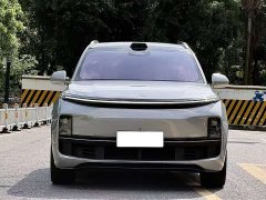 Li Auto L8 Max - ფოტო 1