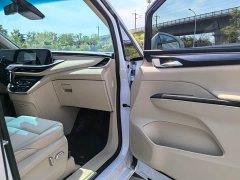 Buick GL8 ES Luxe Enjoyment Edition - ფოტო 14
