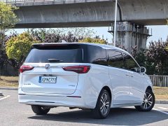 Buick GL8 ES Luxe Enjoyment Edition - ფოტო 5