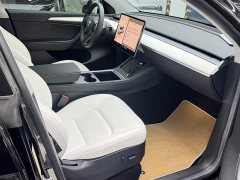 Tesla Model Y Long Range All-Wheel Drive - ფოტო 13
