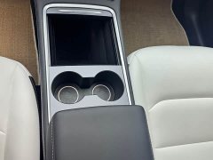 Tesla Model Y Long Range All-Wheel Drive - ფოტო 7