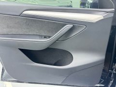 Tesla Model Y Long Range All-Wheel Drive - ფოტო 8
