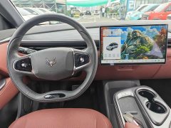 BAIC ARCFOX Alpha T5 2026 Extended Range 1215 Yuan Jing Zhi Xing Version - ფოტო 18