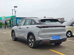 BAIC ARCFOX Alpha T5 2026 Extended Range 1215 Yuan Jing Zhi Xing Version - ფოტო 7