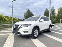 Nissan Qashqai Classic 2.0L FWD Smart Connect Premium Edition - ფოტო 1