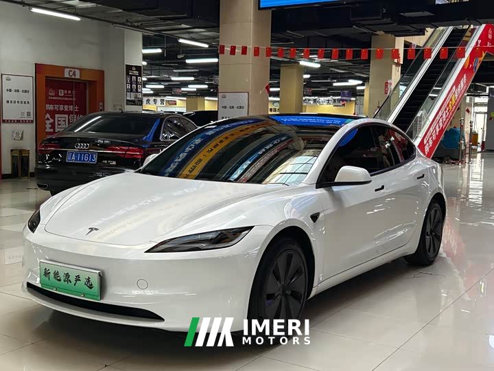 Tesla Model 3 Rear-Wheel Drive