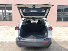 Toyota RAV4 2.0L CVT FWD Urban Edition - ფოტო 20