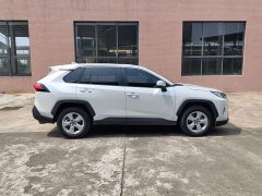 Toyota RAV4 2.0L CVT FWD Urban Edition - ფოტო 4