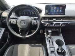 Honda Civic Hatchback 240 Turbo CVT Sharp Edition - ფოტო 15