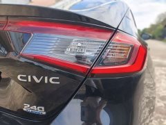 Honda Civic Hatchback 240 Turbo CVT Sharp Edition - ფოტო 18