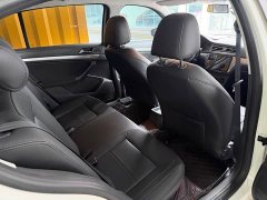 Volkswagen Lavida 1.5L Automatic Fashion Edition - ფოტო 6