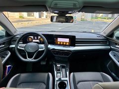 Volkswagen Lingdu L 280TSI DSG Dazzling Red Edition - ფოტო 16