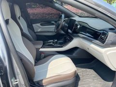 BYD Qin PLUS 2024 Glory Edition DM-i 55KM Leading - ფოტო 14
