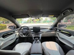 BYD Qin PLUS 2024 Glory Edition DM-i 55KM Leading - ფოტო 17