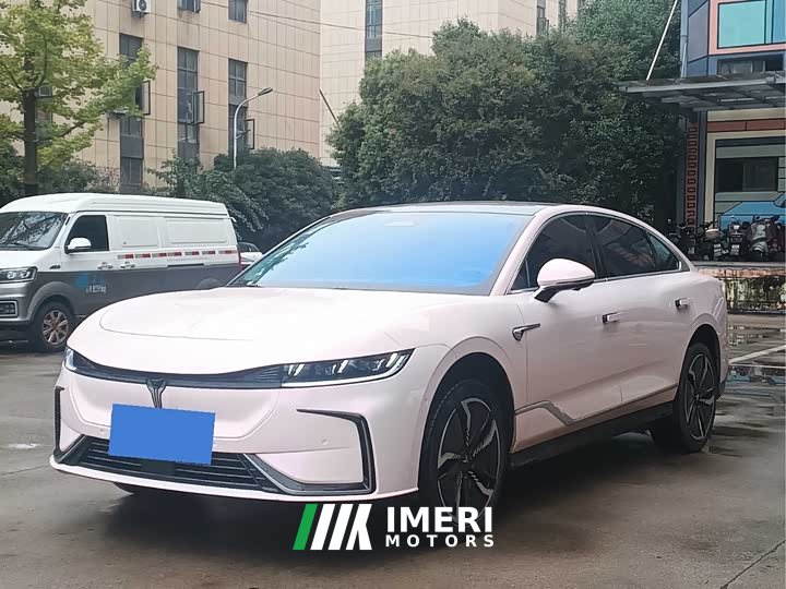 Voyah Lantu Zhaoguang Four-Wheel Drive Flagship - ავტომობილი ჩინეთიდან