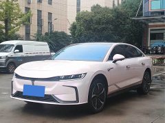 Voyah Lantu Zhaoguang Four-Wheel Drive Flagship - ფოტო 1