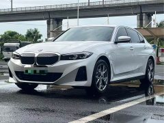 BMW i3 eDrive 35 L - ფოტო 1