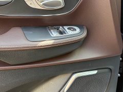 Mercedes-Benz V-Class 2024 V 300 L Long Wheelbase Luxury Edition - ფოტო 13