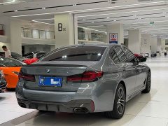 BMW 5 Series (Imported) 525i M Sport Package - ფოტო 9