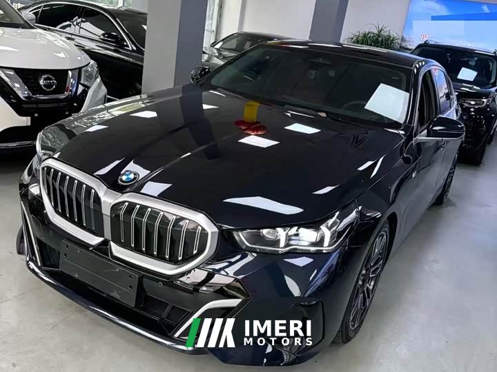 BMW 5 Series 525Li M Sport Package - ავტომობილი ჩინეთიდან