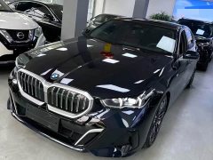 BMW 5 Series 525Li M Sport Package - ფოტო 1