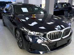 BMW 5 Series 525Li M Sport Package - ფოტო 3