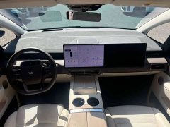 Li Auto Li Xiang MEGA Ultra - ფოტო 6