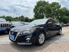 Nissan Teana 2.0L XL Comfort - ფოტო 1