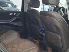 BMW X5 xDrive 30Li Luxury M Sport Package - ფოტო 9