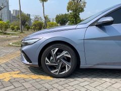 Hyundai Elantra 2023 1.5L CVT GLX Elite - ფოტო 12