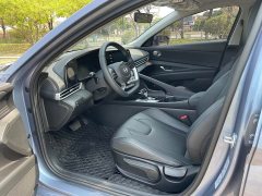 Hyundai Elantra 2023 1.5L CVT GLX Elite - ფოტო 13